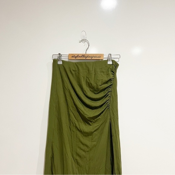 Aritzia Wilfred Vespa Midi Skirt - Picture 3 of 9
